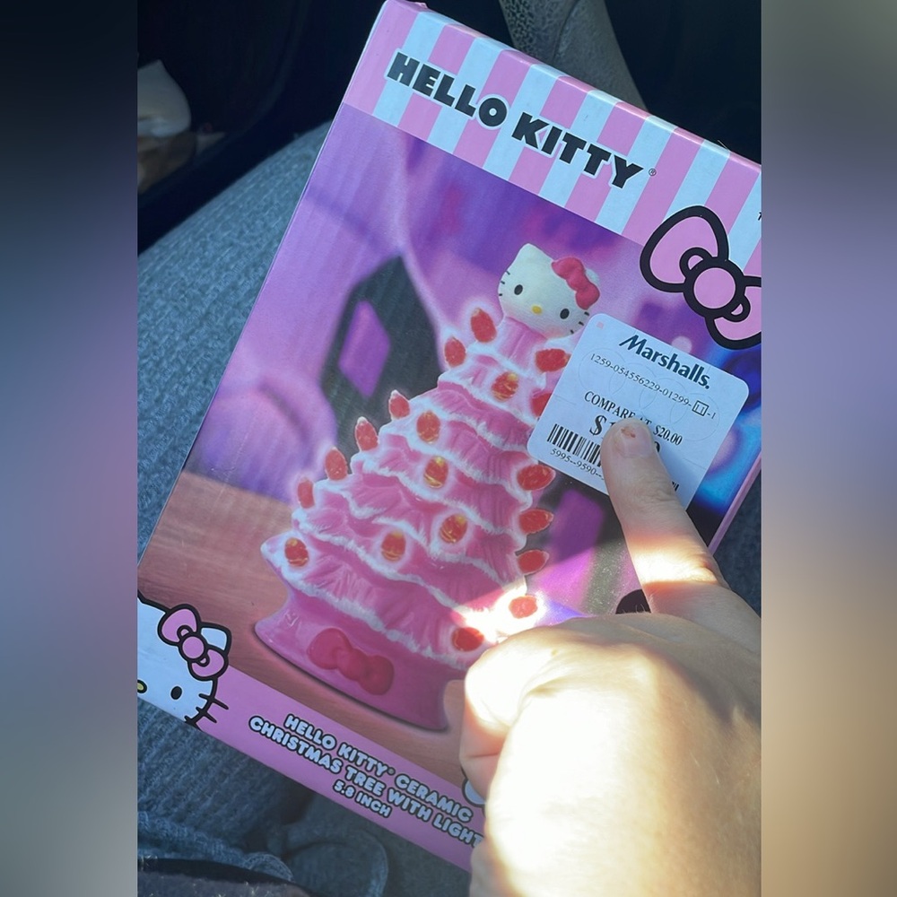 Hello Kitty ceramic Christmas tree
